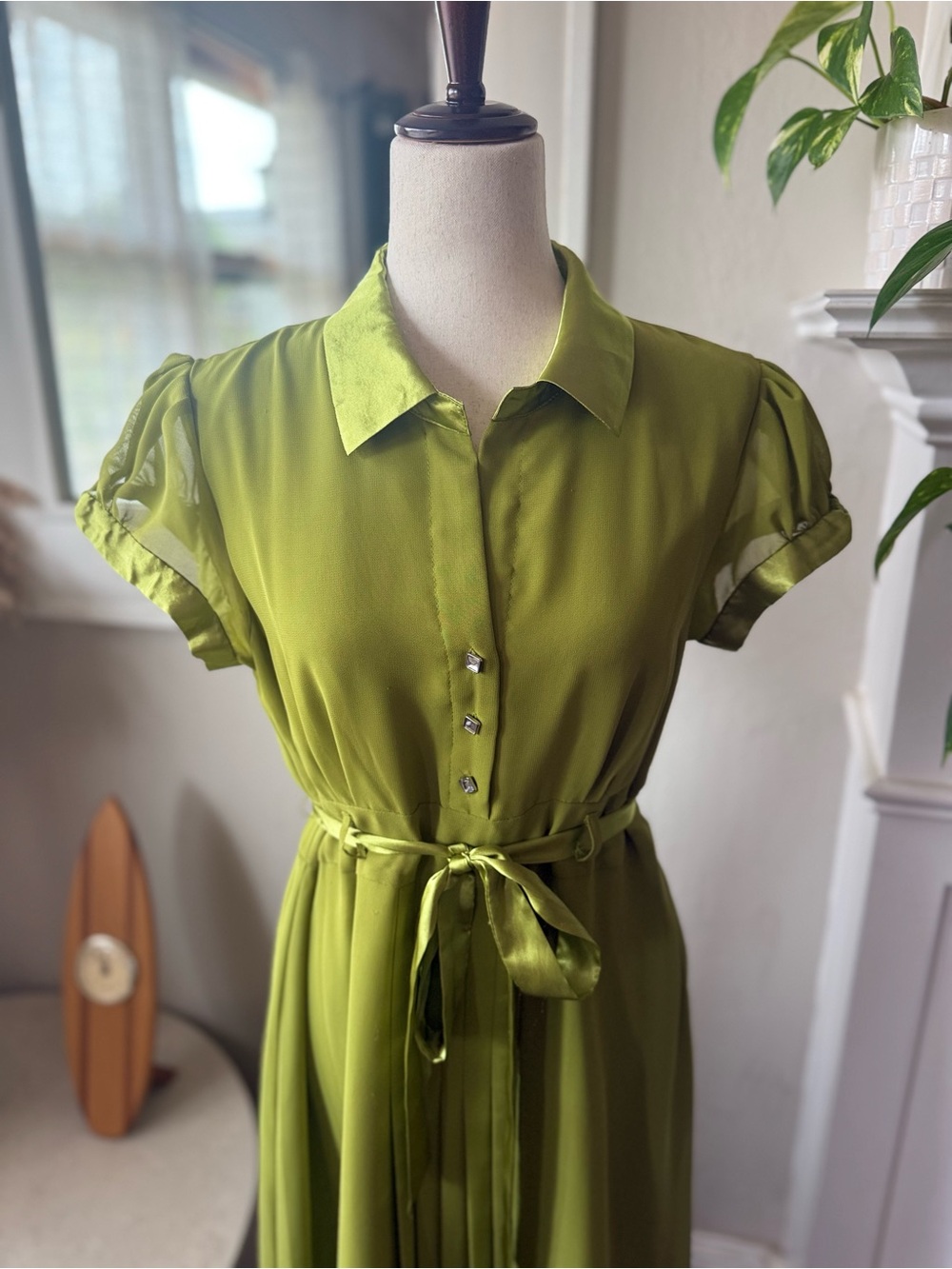 Vintage Olive Green Tie-Waist Shirt Dress